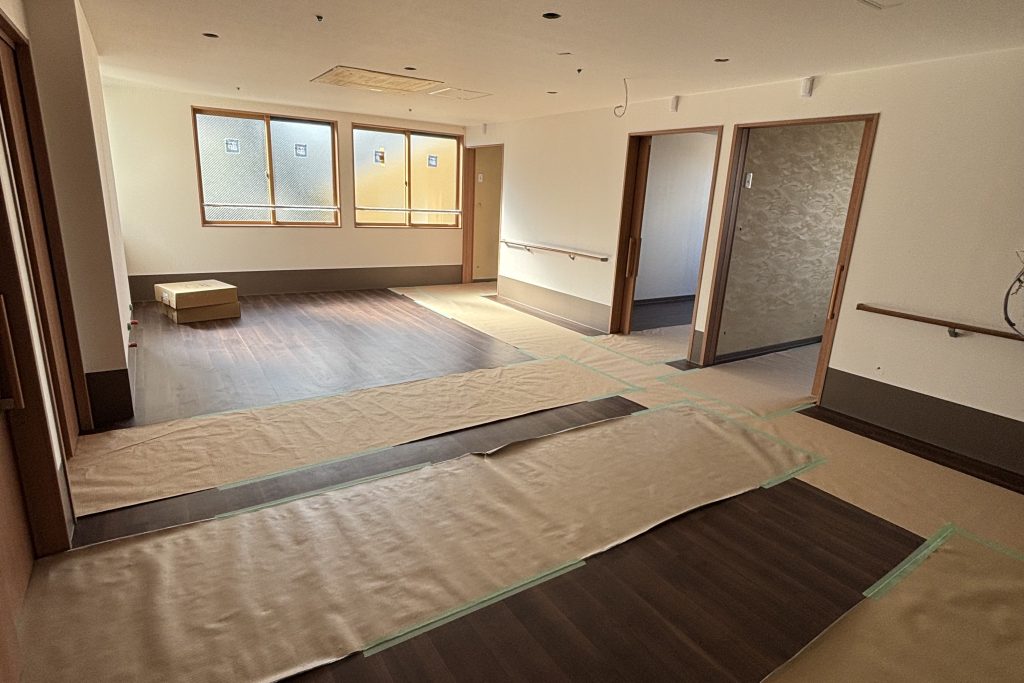 グループホーム和楽縁あつた荘　廊下